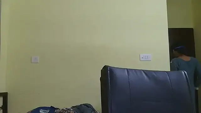 Lollitta – webcam model profile photo Image 6