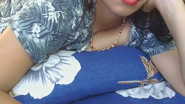 Lollitta – webcam model profile photo Image 7