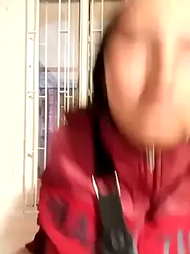 Crazy-lady – webcam model profile photo Image 2