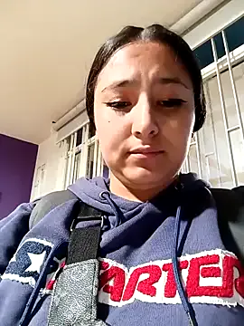 Crazy-lady – webcam model profile photo Image 3