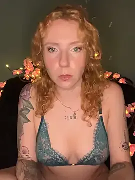 LizzieGreyX – webcam model profile photo Image 14