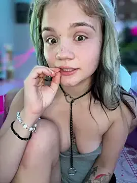 sweet-couple-latin – webcam model profile photo Image 14