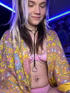 sweet-couple-latin – webcam model profile photo Image 4