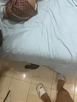 SashaVaughn – webcam model profile photo Image 13