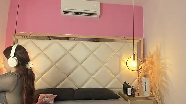 BabeBeth40 – webcam model profile photo Image 15