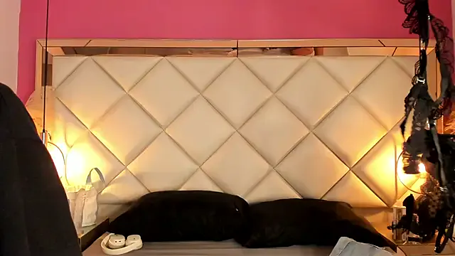 BabeBeth40 – webcam model profile photo Image 5