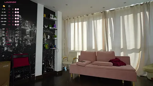 hot-sex-roomm – webcam model profile photo Image 8