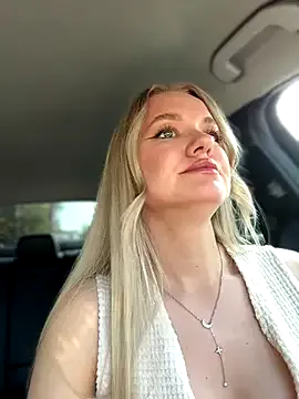 SusyBlair – webcam model profile photo Image 14