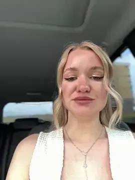 SusyBlair – webcam model profile photo Image 15