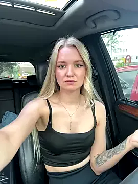 SusyBlair – webcam model profile photo Image 5