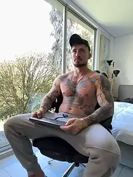 michaelbradley_for_u – webcam model profile photo Image 5