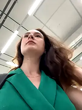 Feramonaa – webcam model profile photo Image 14