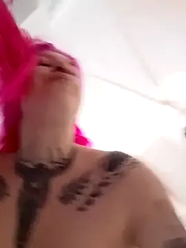 NightMint – webcam model profile photo Image 18