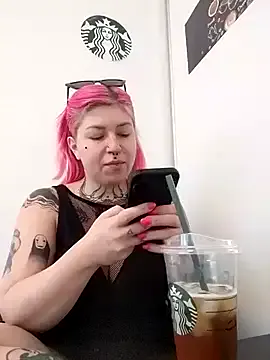 NightMint – webcam model profile photo Image 3