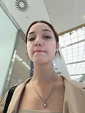 Loli_Belle – webcam model profile photo Image 9