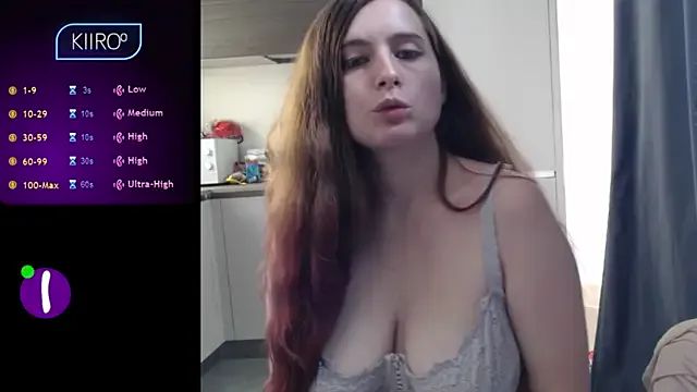 BabeBeth40 – webcam model profile photo Image 18