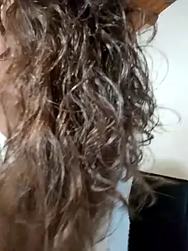 BlondeScarlettx – webcam model profile photo Image 4