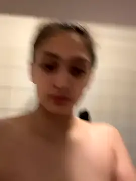 BlondeScarlettx – webcam model profile photo Image 4