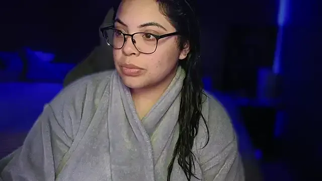 alana15 – webcam model profile photo Image 16