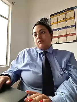 Mr-and-Mrs-Smith-XXL – webcam model profile photo Image 10