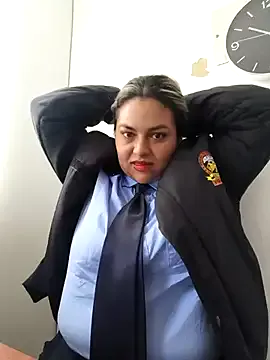 Mr-and-Mrs-Smith-XXL – webcam model profile photo Image 7