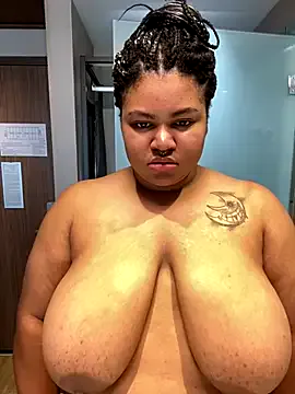 SusyBlair – webcam model profile photo Image 2