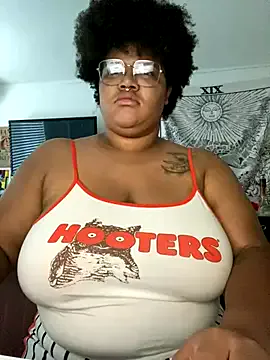 SusyBlair – webcam model profile photo Image 7