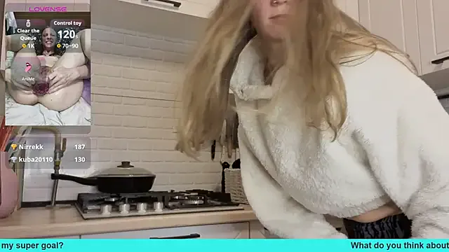 BabeBeth40 – webcam model profile photo Image 11