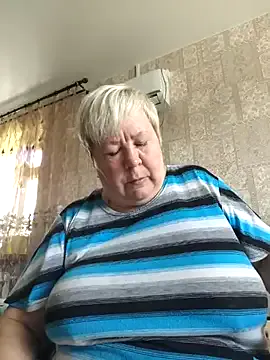 British_EmJess – webcam model profile photo Image 5