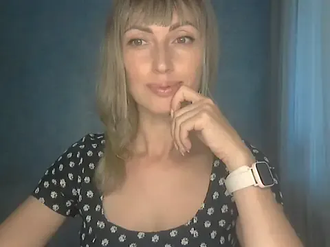 diffgirls1-1 – webcam model profile photo Image 5