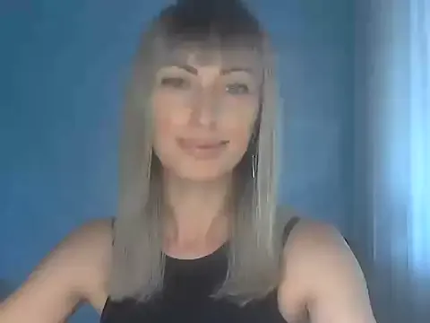 diffgirls1-1 – webcam model profile photo Image 9