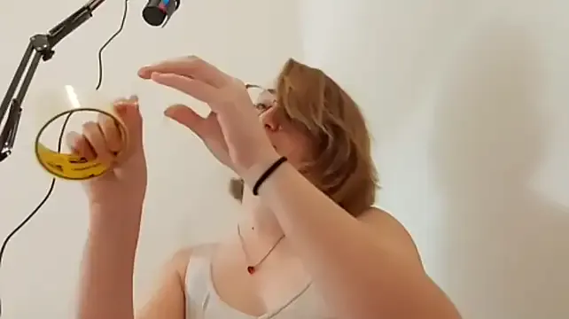 SelennaMoon – webcam model profile photo Image 11