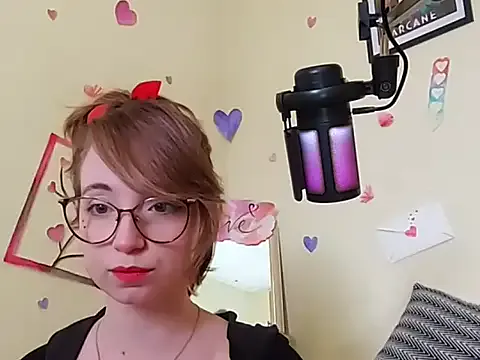 SelennaMoon – webcam model profile photo Image 4