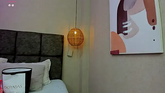 BlondeScarlettx – webcam model profile photo Image 14