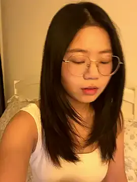 BlondeScarlettx – webcam model profile photo Image 12