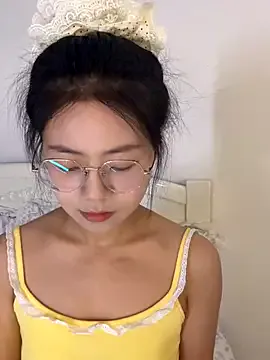 BlondeScarlettx – webcam model profile photo Image 5