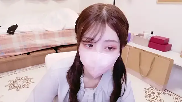 Nataly_Blonde – webcam model profile photo Image 2