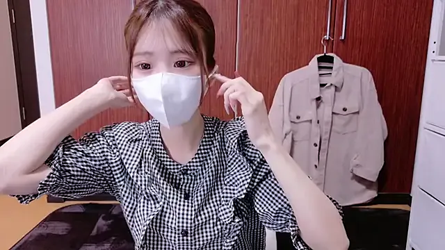 Nataly_Blonde – webcam model profile photo Image 4