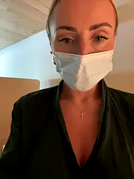 British_EmJess – webcam model profile photo Image 16