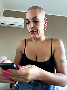 BohoPrincessUK – webcam model profile photo Image 12