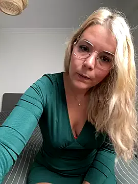 mayadashaaa – webcam model profile photo Image 16