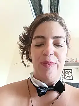 BabeBeth40 – webcam model profile photo Image 2