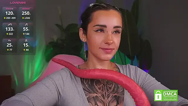 PinkyNastyx – webcam model profile photo Image 4