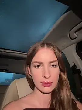 blondeambitionnn – webcam model profile photo Image 14