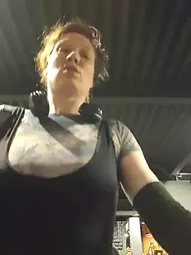 SquirtleBabyy – webcam model profile photo Image 18