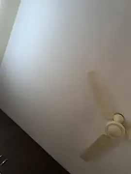 FapFapFap123 – webcam model profile photo Image 4