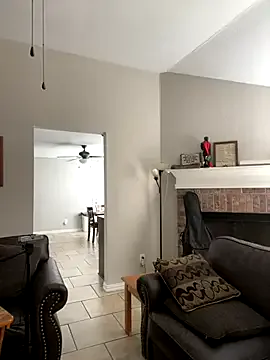 KrissyQueen – webcam model profile photo Image 12