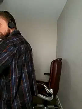 KrissyQueen – webcam model profile photo Image 18