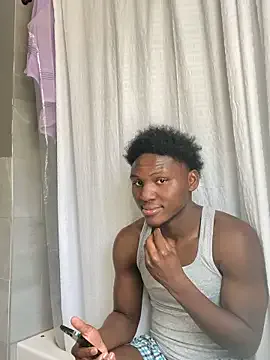 MartinaCroxx – webcam model profile photo Image 4