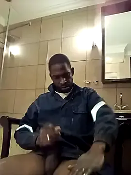 SashaVaughn – webcam model profile photo Image 3